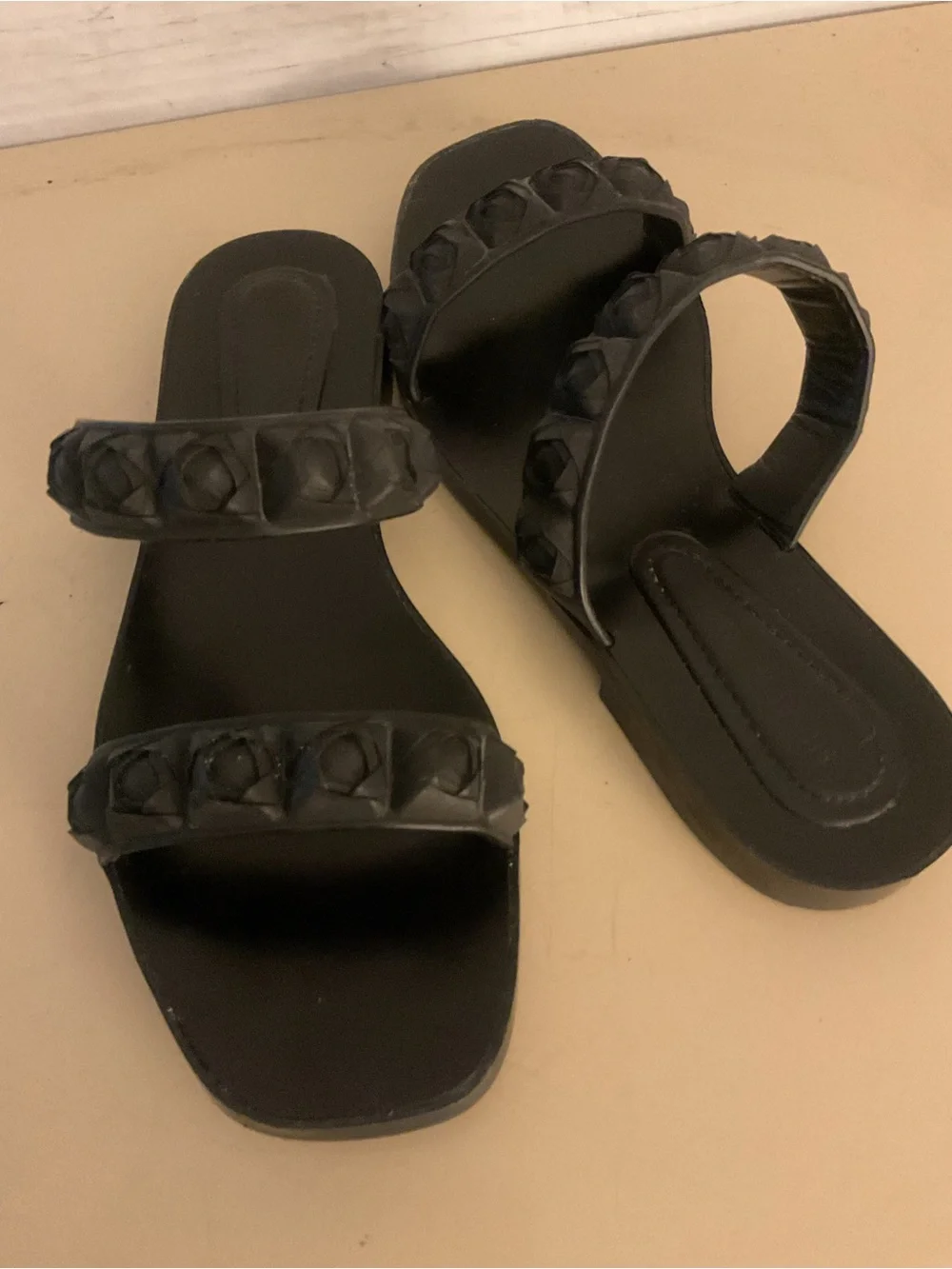 Stuart Weitzman Black rubber  Braided Rosita flat Slide Sandals US 7